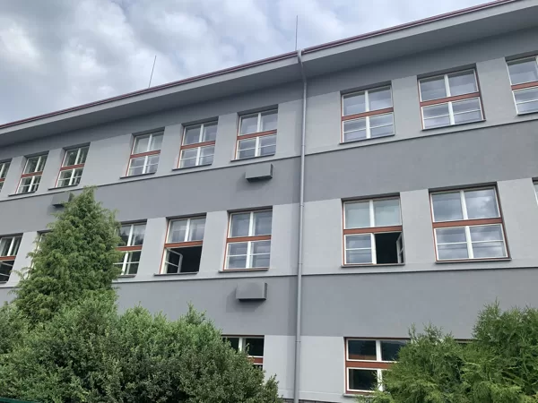 Neštěmice škola